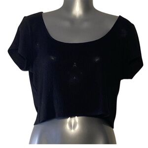 3/$20 - Colsie Black Ripped Flowy Crop Top Size Large